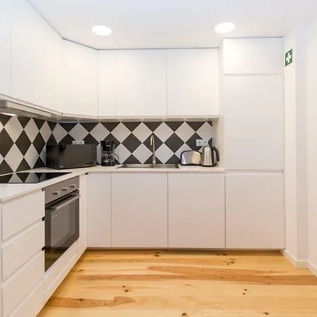 Live Like A Local, 5 Star Apartment, By With A View *