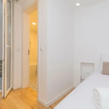 Live Like A Local, 5 Star Apartment, By With A View Appartamento Lisbona
