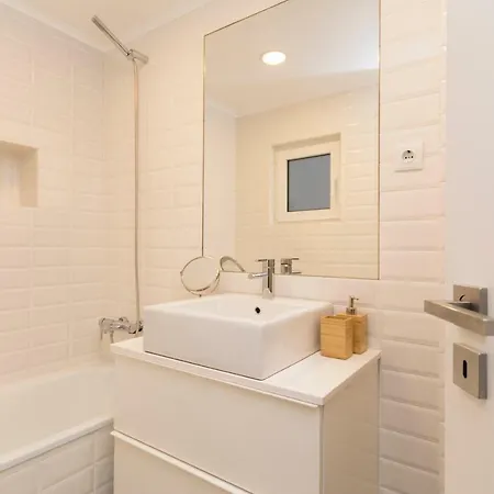 Live Like A Local, 5 Star Apartment, By With A View Appartamento *