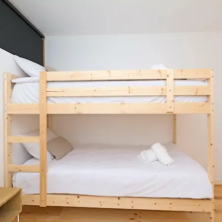 Live Like A Local, 5 Star Apartment, By With A View * Lisbona